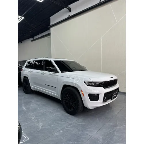 Jeep Grand Cherokee 2023 Blanco Caracas
