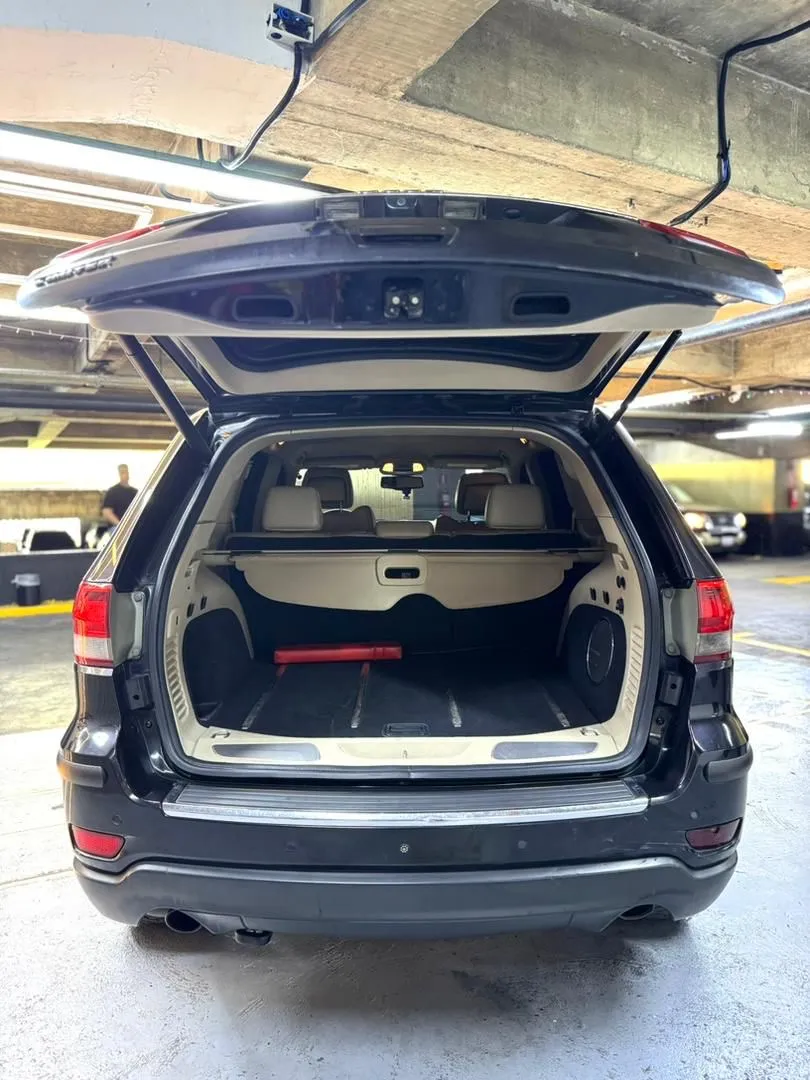 Jeep Grand Cherokee Limited 2012 Negro Caracas