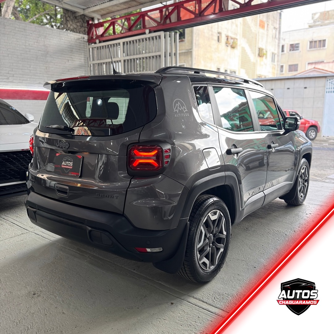 Jeep Renegade Altitude 2025 Gris Caracas