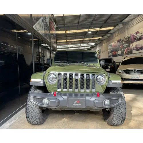 Jeep Rubicon Gladiator 2023 Verde Caracas