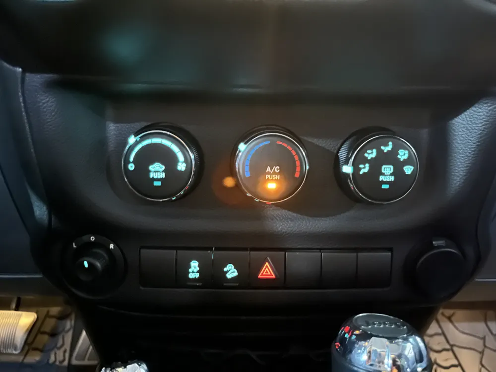 Jeep Wrangler Unlimited Sport 2015 Negro Caracas
