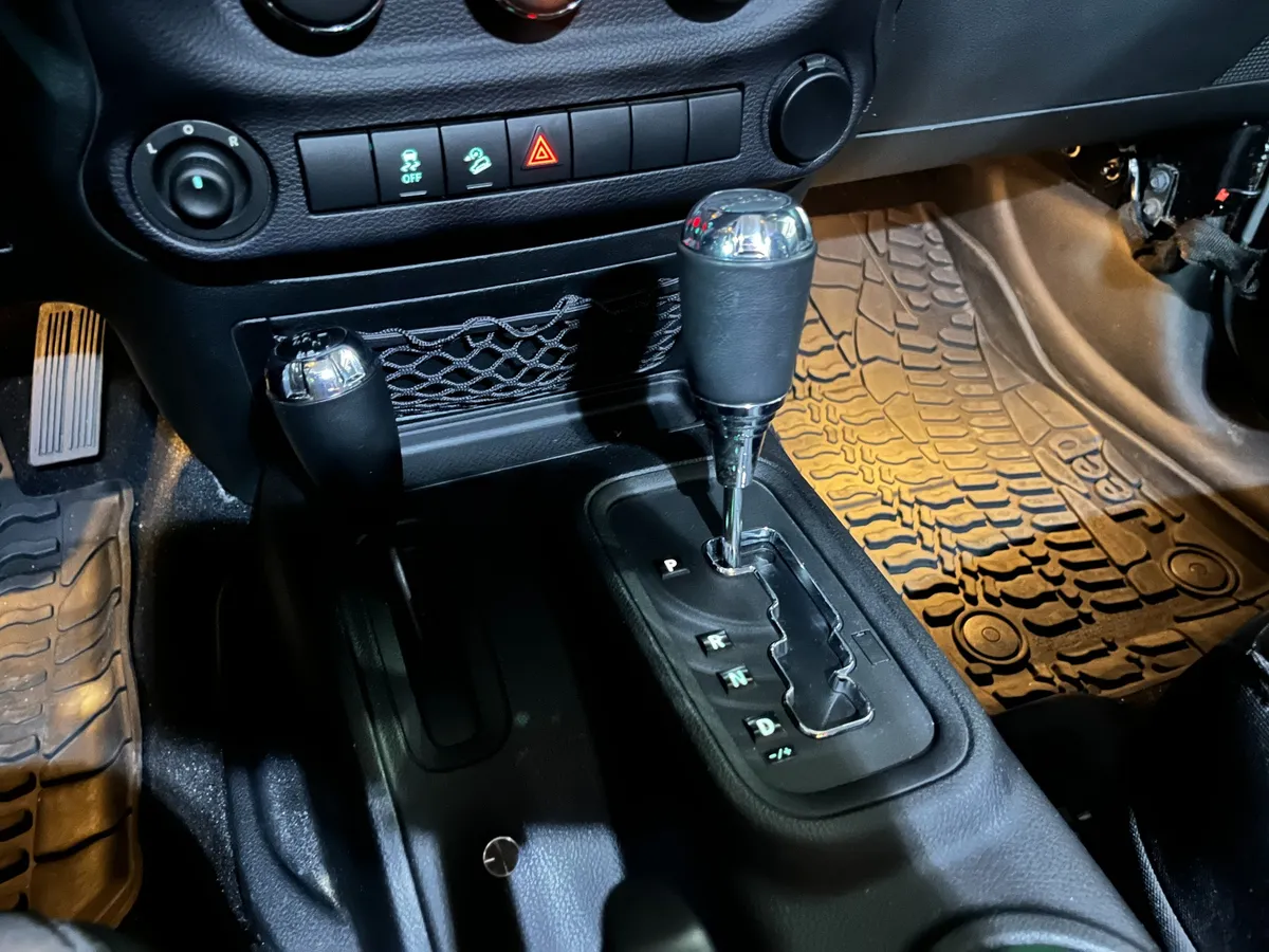 Jeep Wrangler Unlimited Sport 2015 Negro Caracas