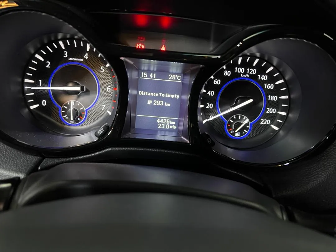 JMC Vigus GTD 2023 Plateado Caracas