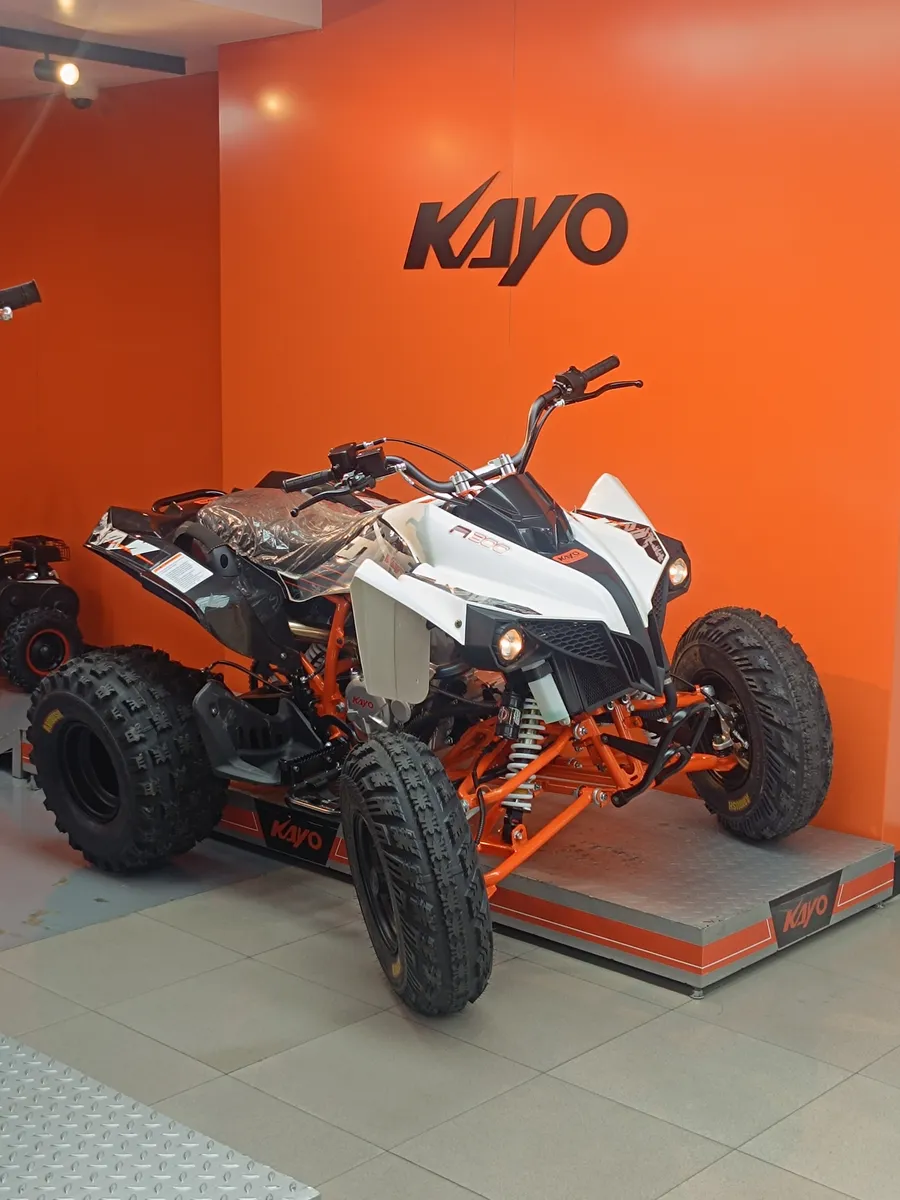 Kayo A 300 2025 Blanco Caracas