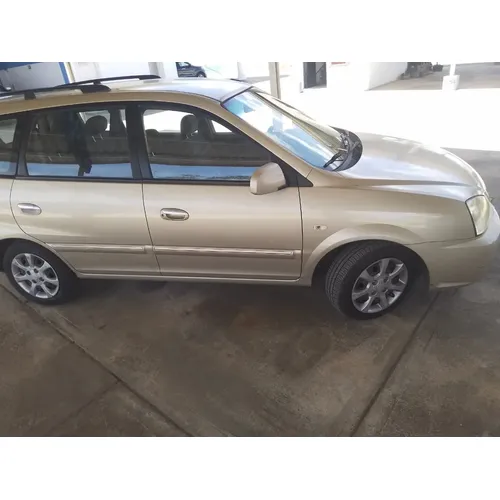 Kia Carens 2007 Beige Caracas