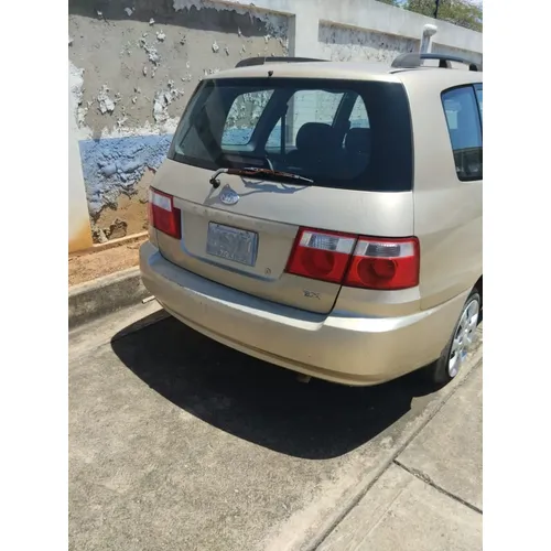 Kia Carens 2007 Beige Margarita