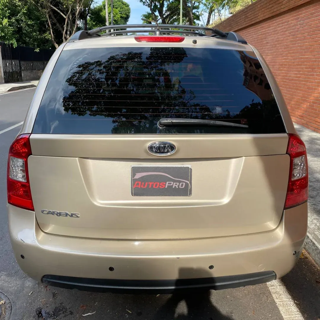 Kia Carens 2008