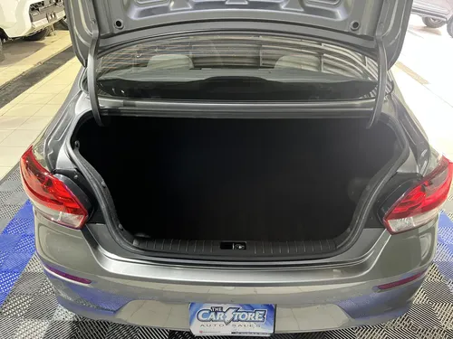 Kia Pegas 2023 Gris Caracas