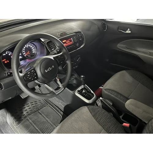 Kia Pegas 2023 Gris Caracas