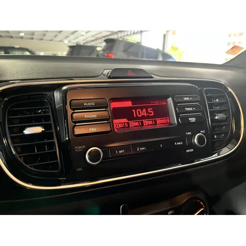 Kia Pegas 2023 Gris Caracas