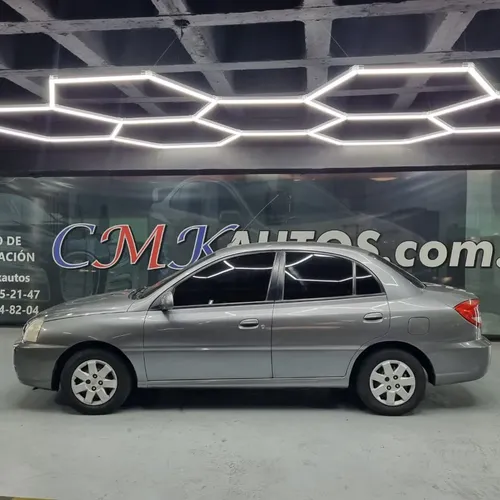 Kia Rio 2009 Gris Caracas
