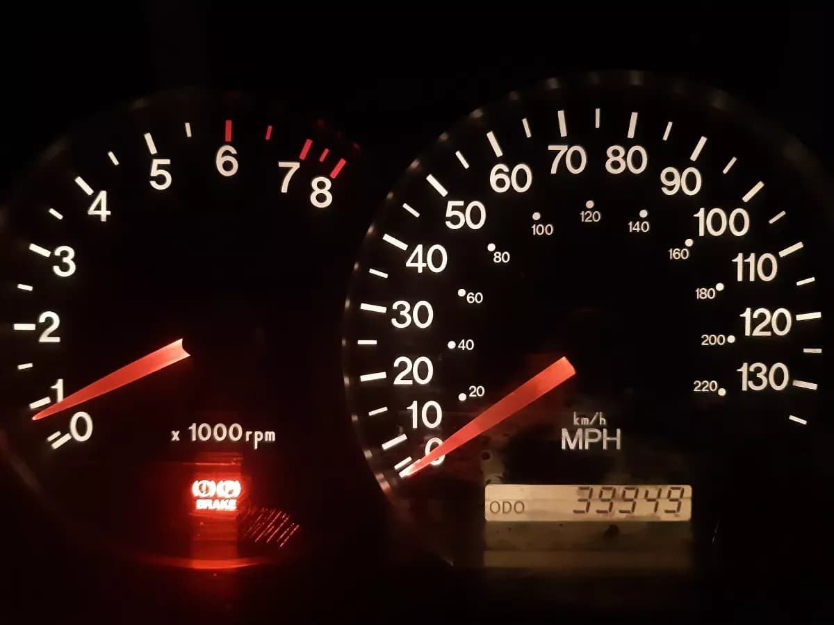 Kia Sedona Plateado Modelo 2004