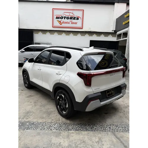 Kia Sonet 2024 Blanco Caracas