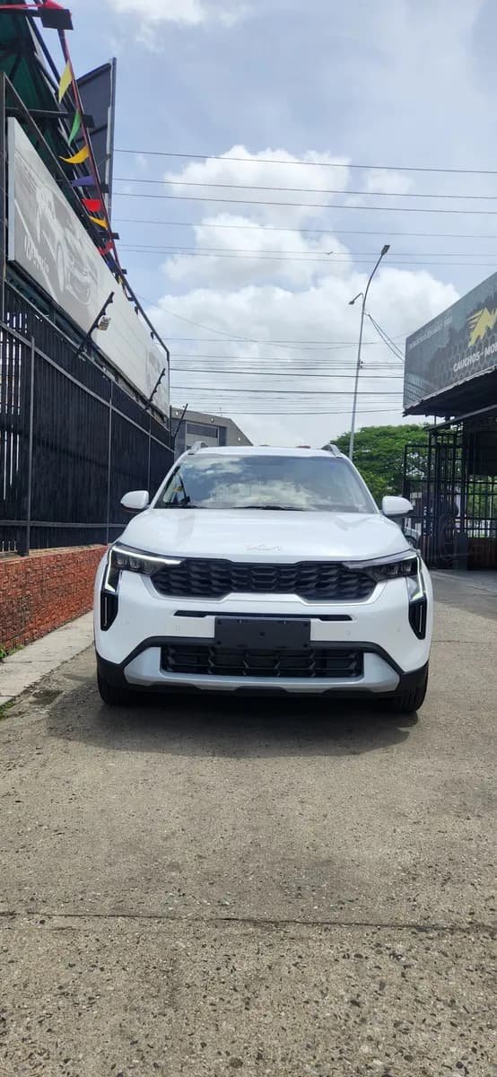 Kia Sonet 2025 0 KM Blanco