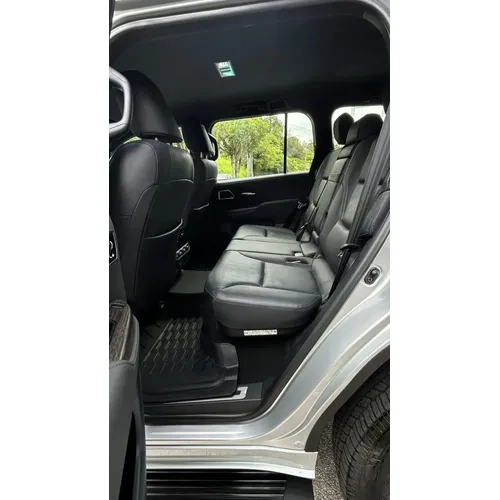 Toyota Land Cruiser 300 VX 2024 Plateado Los Teques