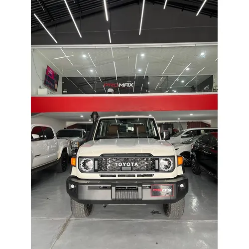 Toyota Land Cruiser LC79 LX-Z 2025 Blanco Caracas