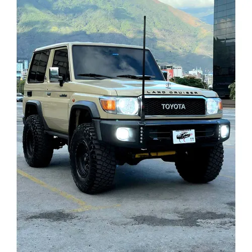 Toyota Land Cruiser Machito Dubai 2021 Dorado Caracas
