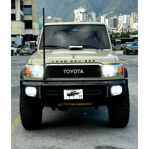 Toyota Land Cruiser Machito Dubai 2021 Dorado Caracas