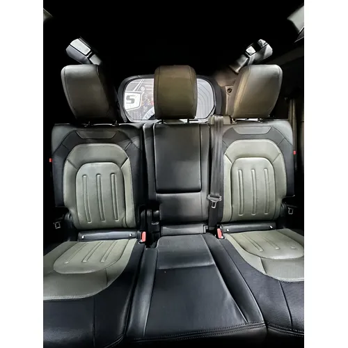 Land Rover Defender 2021 Gris Caracas