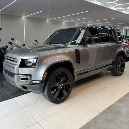 Land Rover Defender 2021 Plateado Caracas