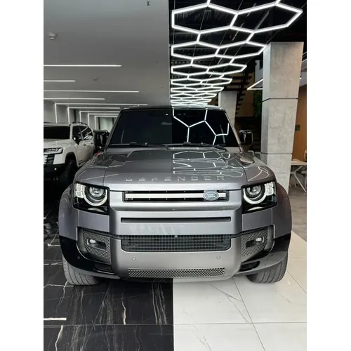 Land Rover Defender 2021 Plateado Caracas