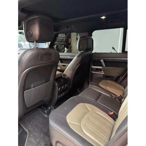 Land Rover Defender 2021 Plateado Caracas