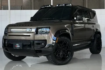 Land Rover Defender P400