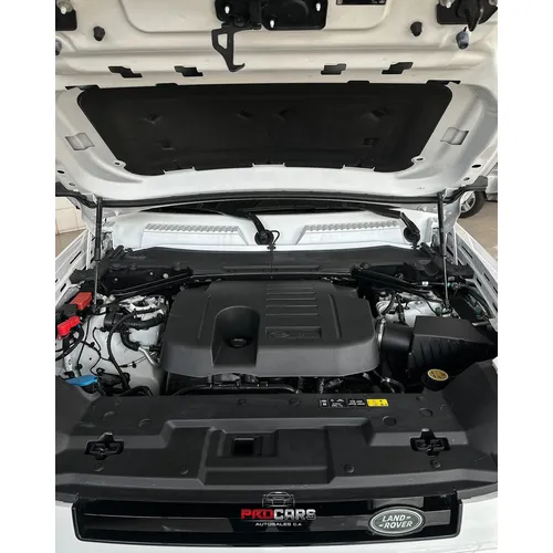 Land Rover Defender 2023 Blanco Caracas