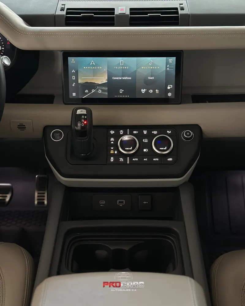 Land Rover Defender 2020 Dorado Caracas