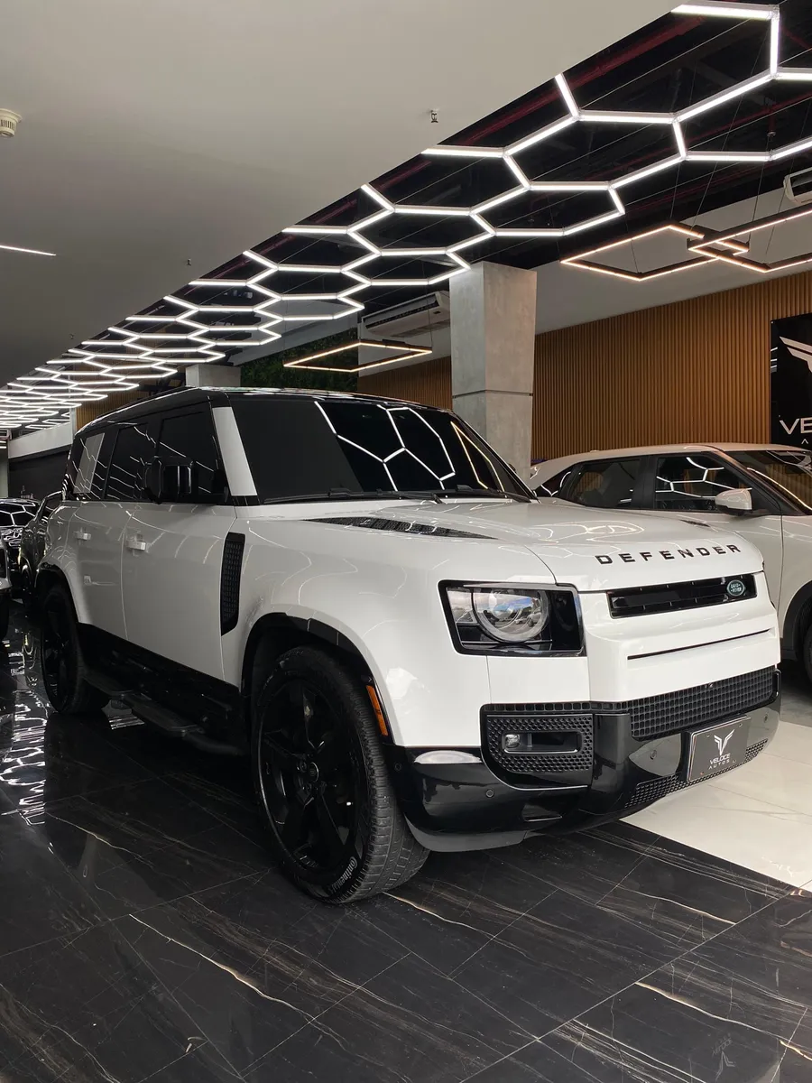 Land Rover Defender P400 X-dynamic 2025 Blanco Caracas