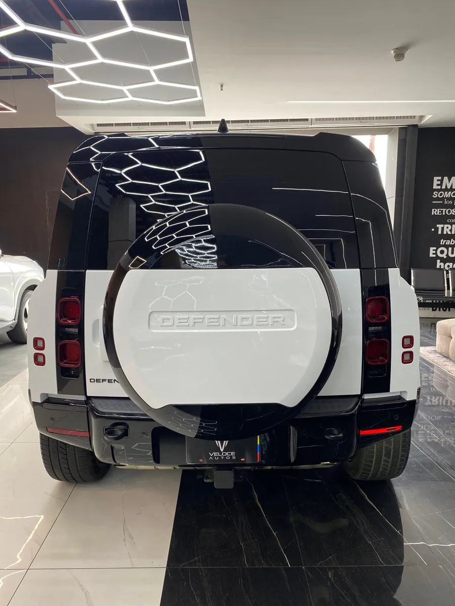 Land Rover Defender P400 X-dynamic 2025 Blanco Caracas
