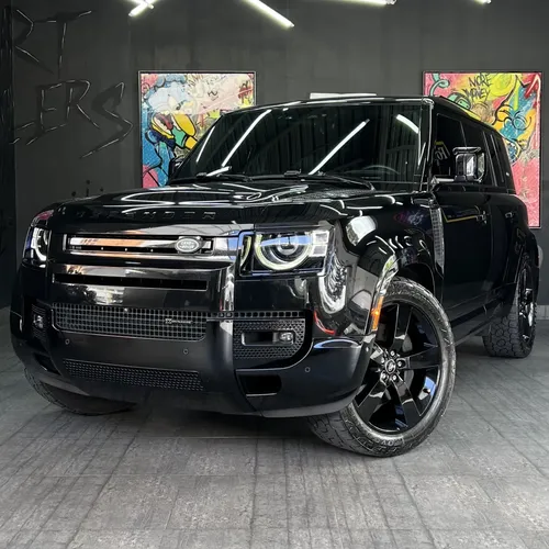 Land Rover Defender 2023 Negro Caracas
