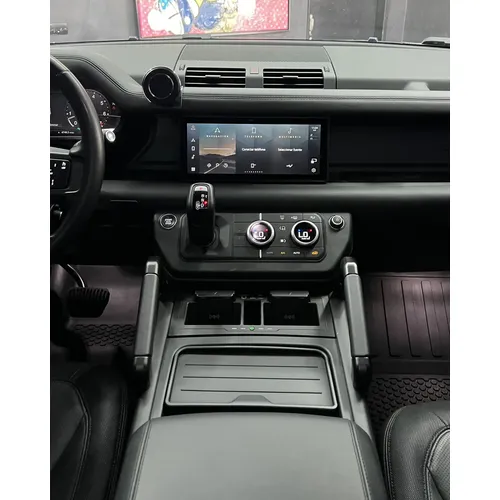 Land Rover Defender 2023 Negro Caracas