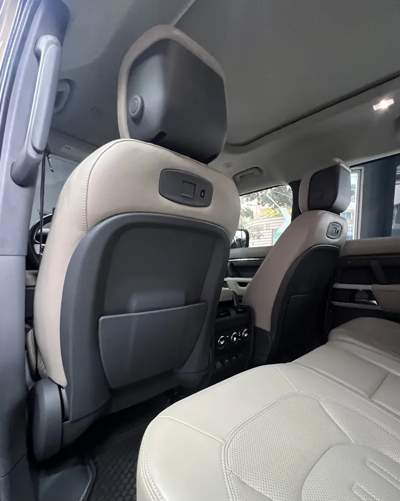 Land Rover Defender Urban 2020 Marrón Caracas