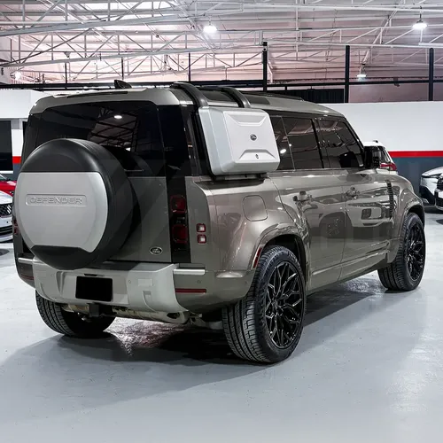 Land Rover Defender 2022 Gris Caracas