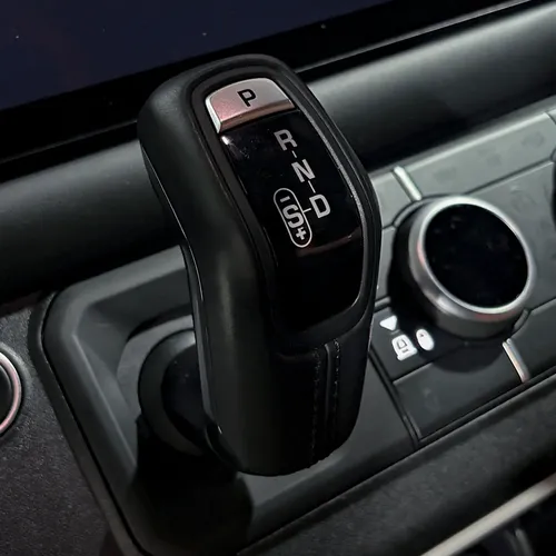 Land Rover Defender 2022 Gris Caracas