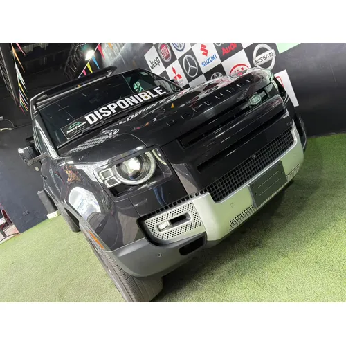 Land Rover Defender P300 2024 Negro Caracas