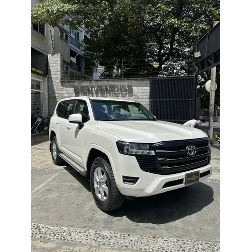Toyota Land Cruiser 300 2025 Blanco Caracas
