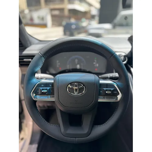 Toyota Land Cruiser 300 2025 Blanco Caracas