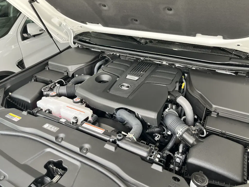 Lexus GX 550 Luxury 2025 blanco15