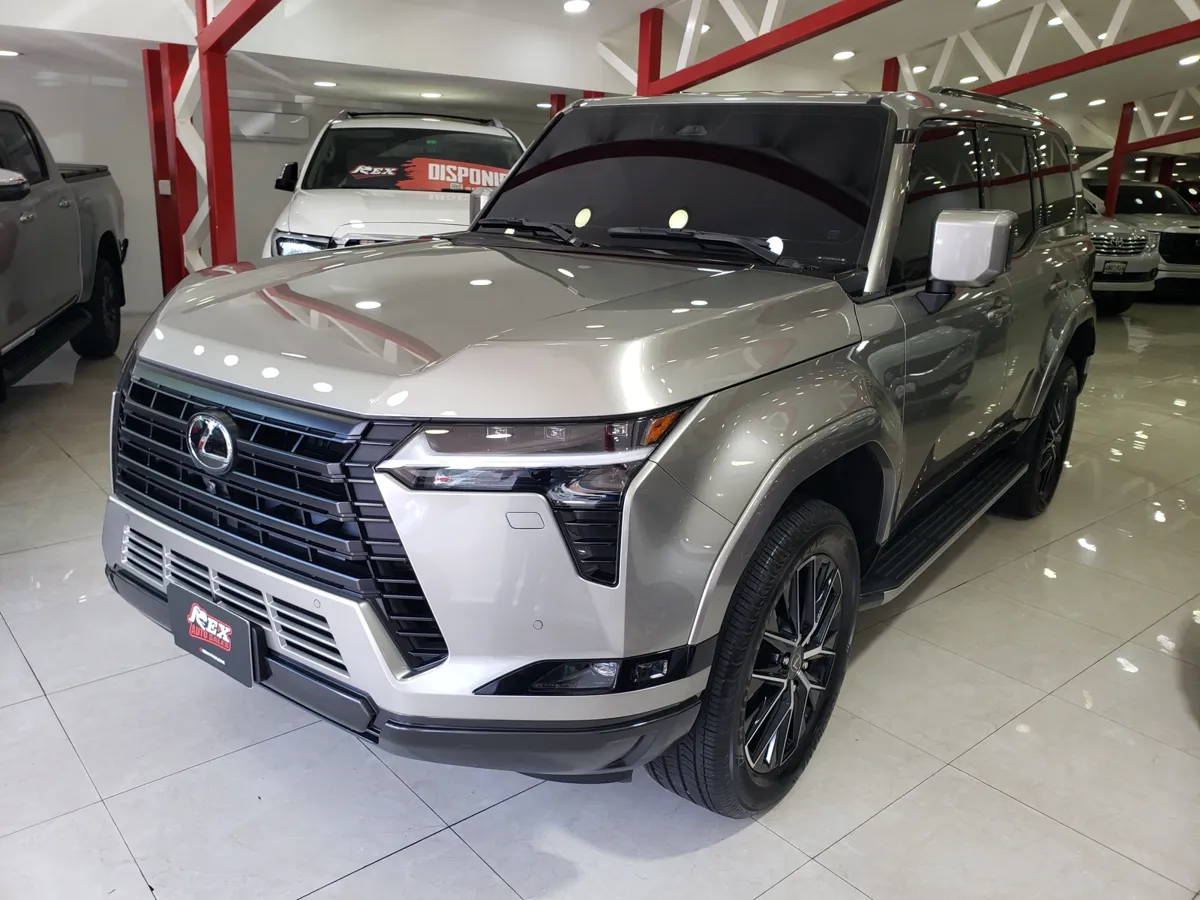 Lexus GX 2025 Gris Caracas