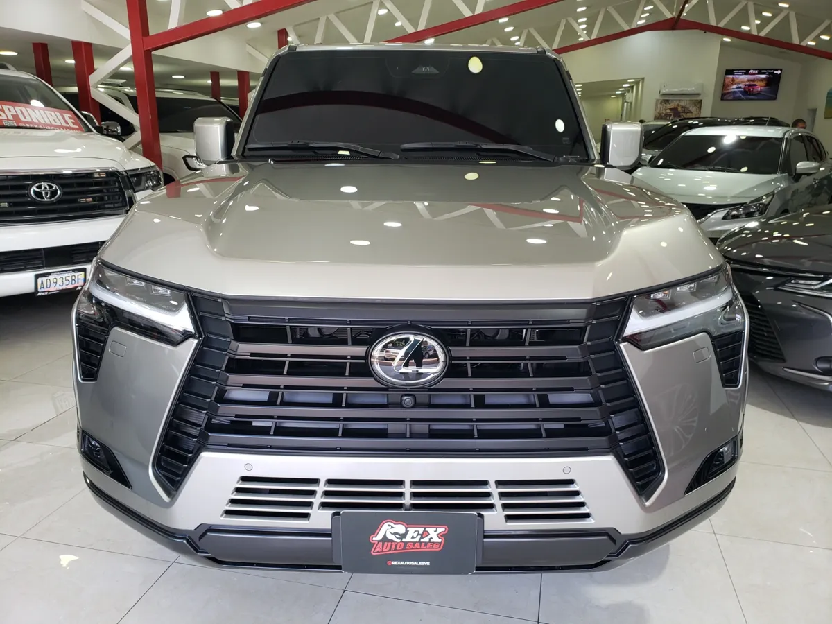 Lexus GX 2025 Gris Caracas