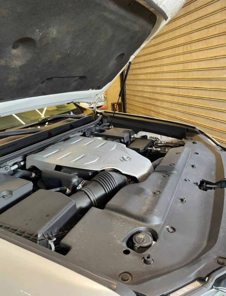 Lexus Gx460 4x4 2021 blanco9