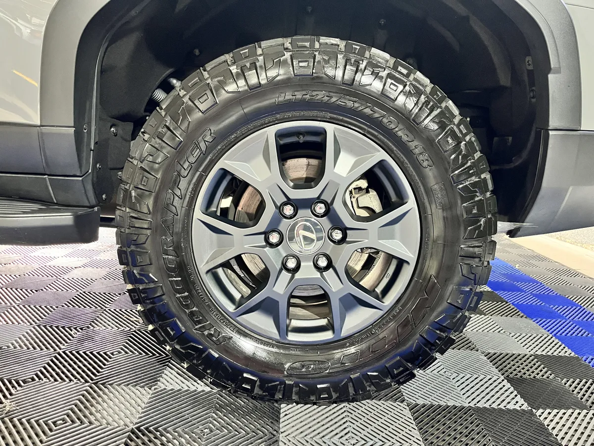 Lexus Gx550 Overtrail Plus 2024 gris16
