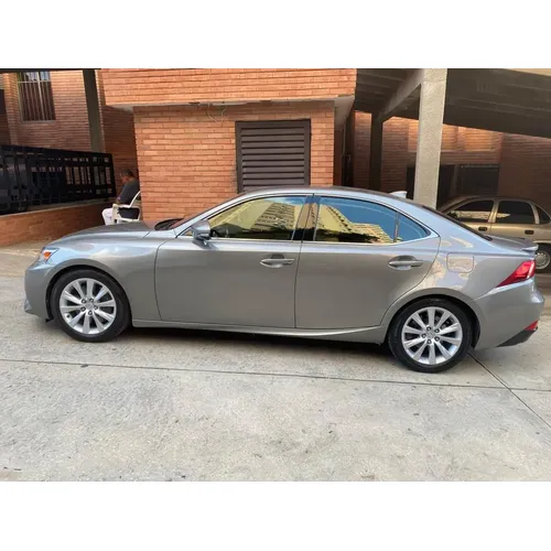 Lexus IS 200T 2016 Plateado Maracaibo