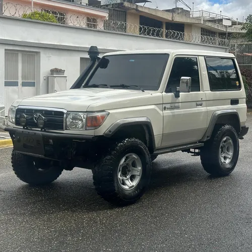 Toyota Land Cruiser Machito 2010 Blanco Caracas