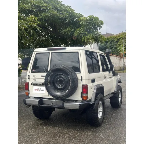 Toyota Land Cruiser 2010 Blanco Caracas