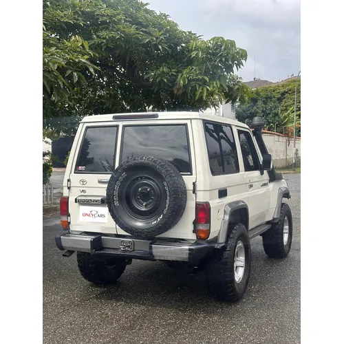 Toyota Land Cruiser Machito 2010 Blanco Caracas