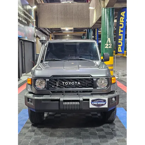 Toyota Land Cruiser Machito LX 2025 Gris Caracas