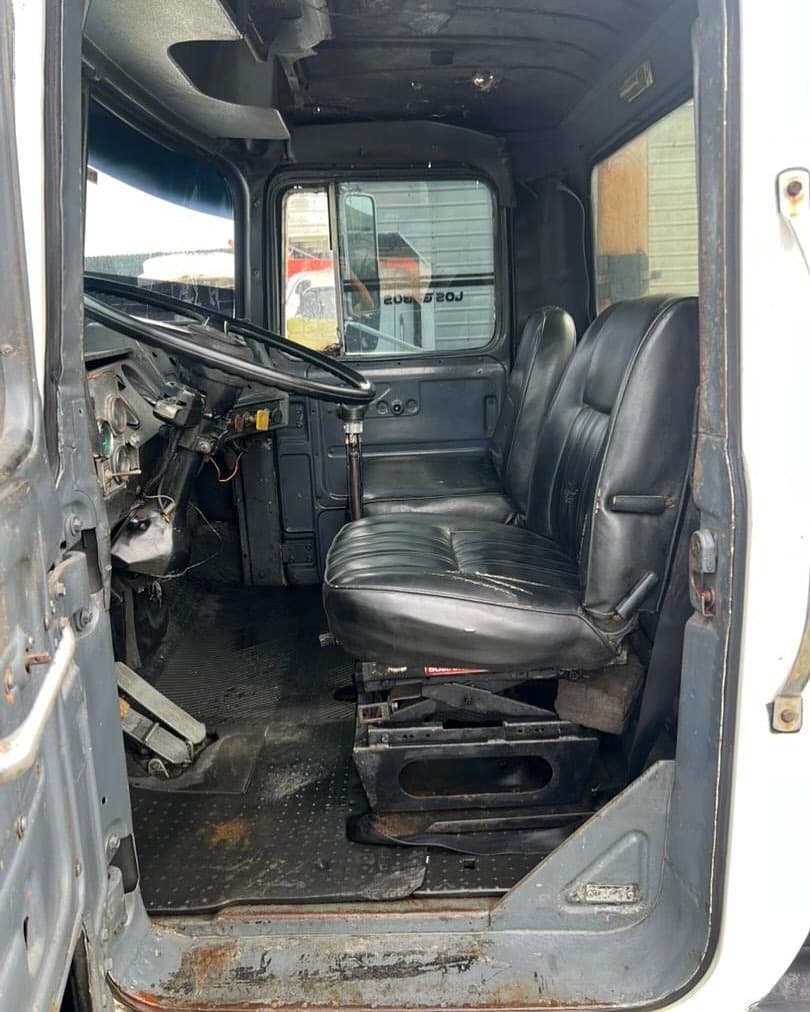 Mack R-600 1991 Blanco